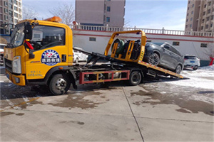 双塔救援拖车费用怎么算